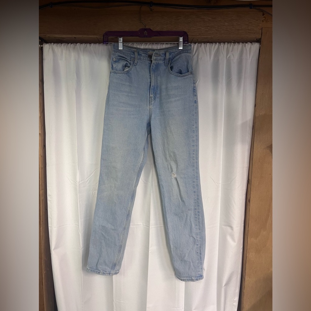 Levi jeans
